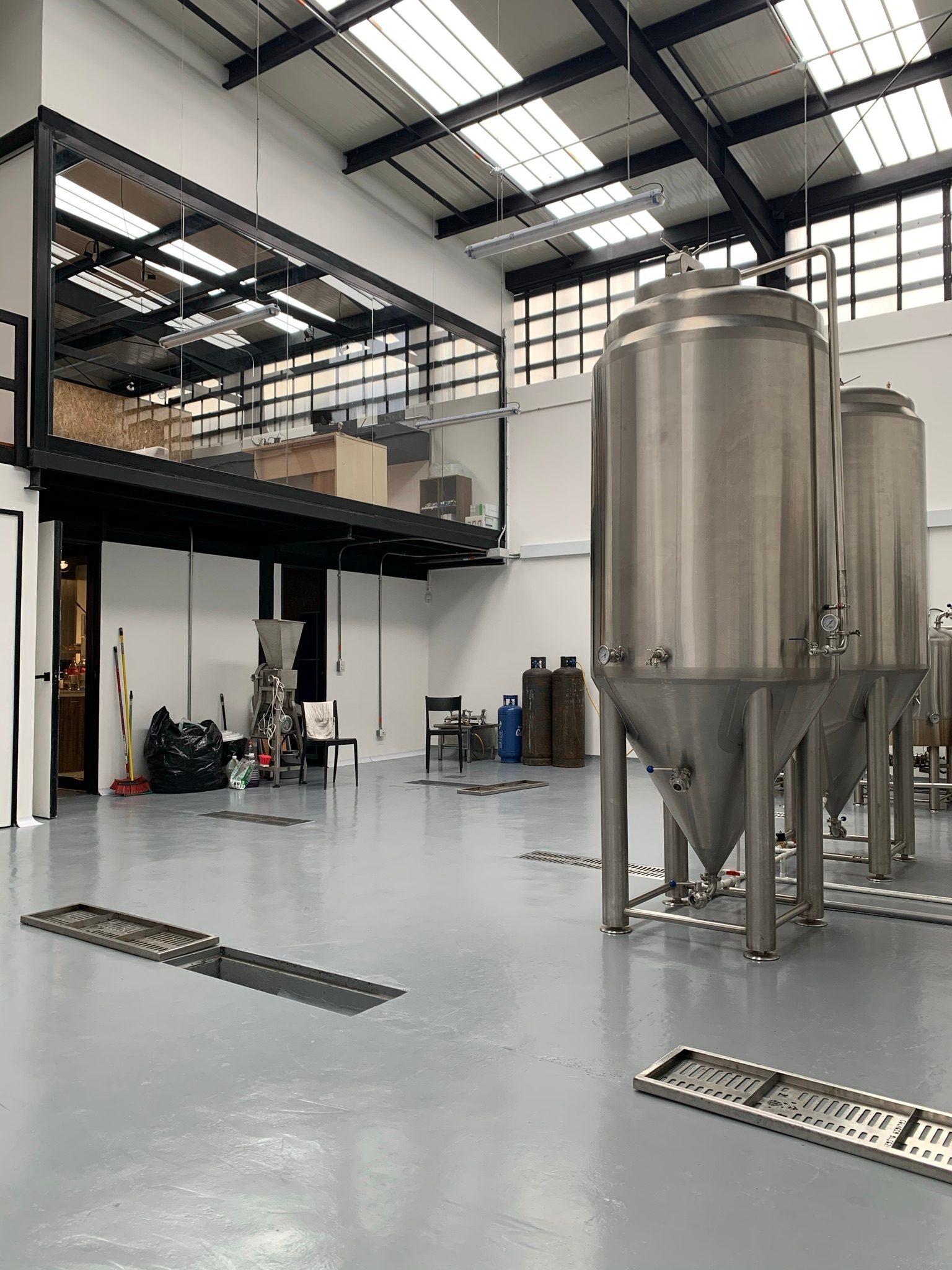 Cervecería Hopdog Brewery — 3